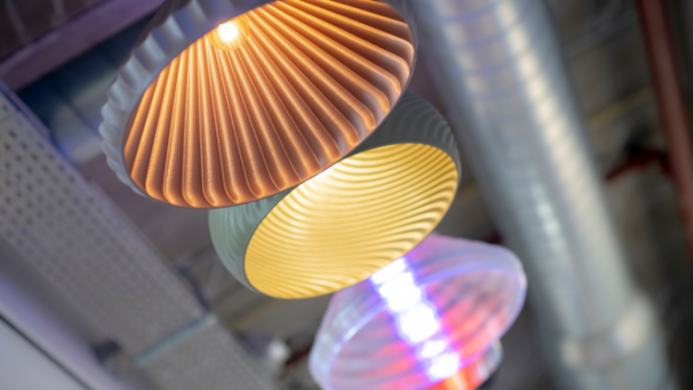 Signify traz serviço de impressão de luminárias 3D Philips para o Brasil