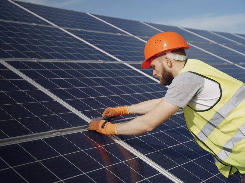 Leia mais sobre o artigo ABSOLAR e Caixa firmam parceria para ampliar financiamento para energia solar