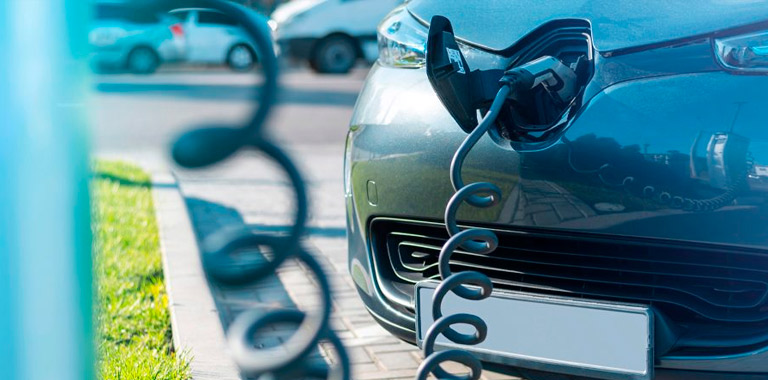 Leia mais sobre o artigo Metas de adoção de veículos elétricos são inatingíveis dentro dos prazos regulatórios, diz indústria automotiva global