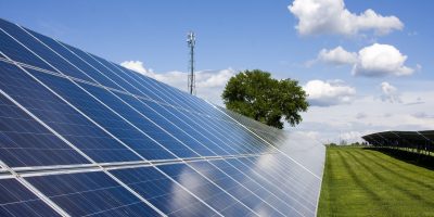 Absolar apresenta ao MME propostas para aliviar crise hídrica com mais energia solar