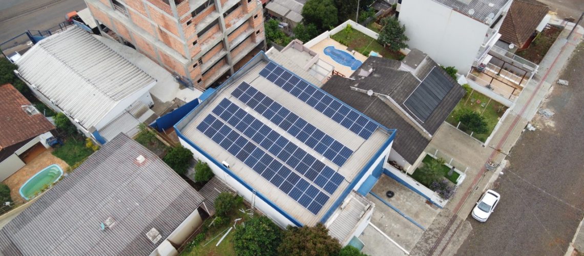 Com uso de energia solar, Soma Solution registra mais economia, produtividade e conforto nos ambientes de trabalho