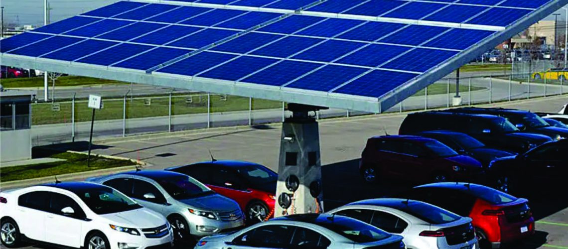 Energia solar é opção econômica e sustentável para carros elétricos