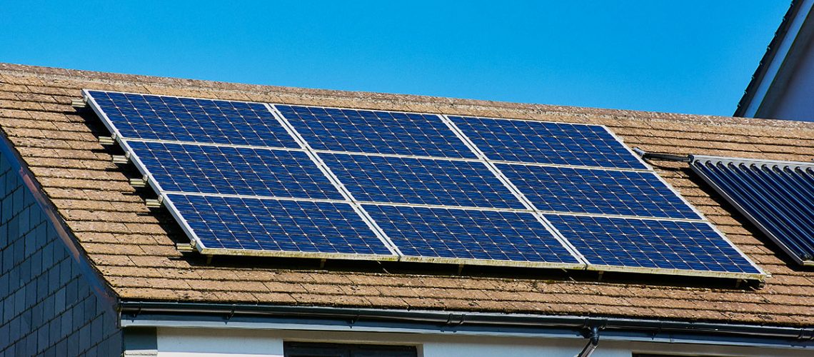 Energia solar nas residências ultrapassa R$ 56 bilhões de investimentos privados no País