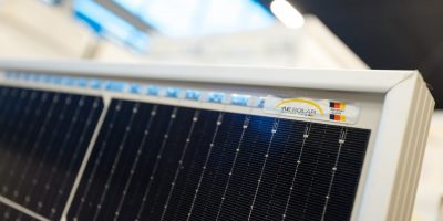 Estudo mostra que classe C representa quase metade dos financiamentos de painéis solares