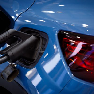 Nióbio, Lítio, Grafeno… com avanço dos carros elétricos, ganha destaque a relação entre o setor automotivo e o mínero-metalúrgico 