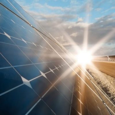 Parceria inédita entre ICLEI e ABSOLAR vai apoiar governos locais no uso de energia solar