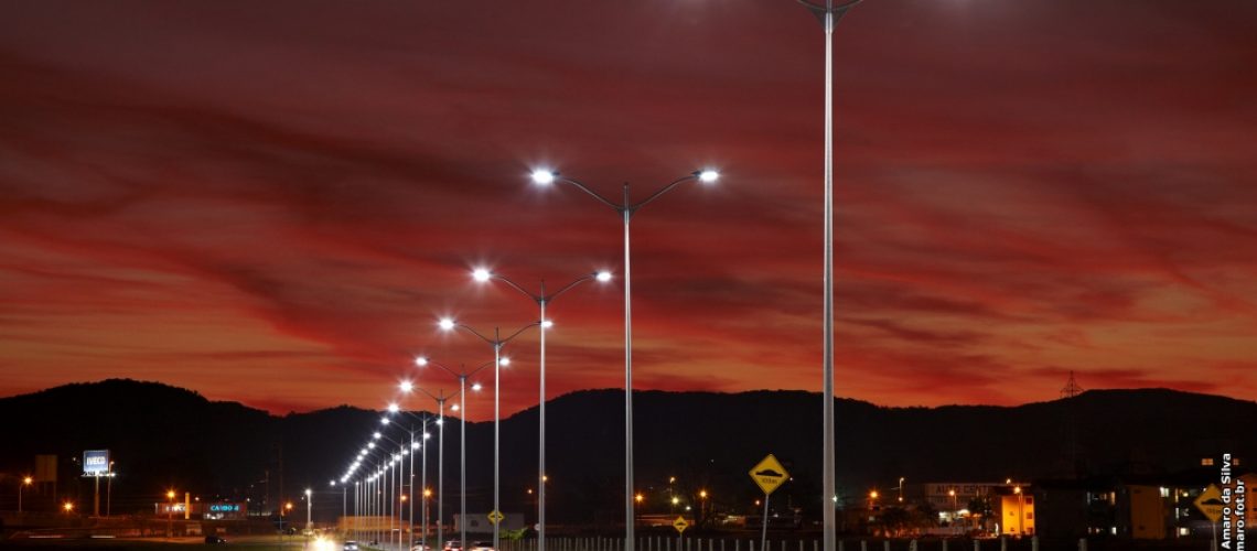 Projeto de modernização da iluminação pública é iniciado em Palhoça (SC)