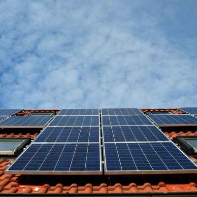 São Paulo é o segundo estado brasileiro com maior potência de energia solar em telhados e pequenos terrenos