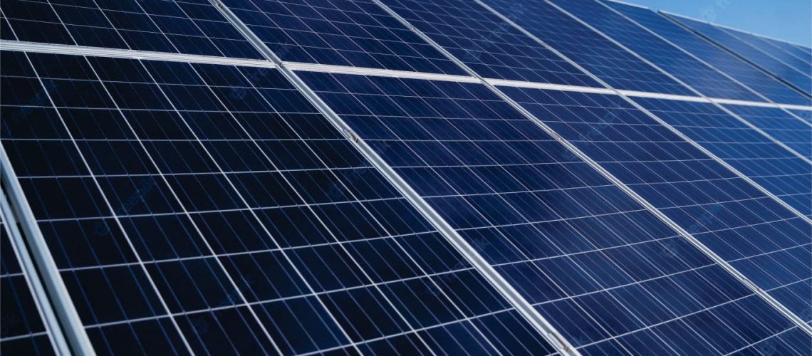 Agência Internacional de Energia chama atenção para necessidade de diversificar os países fornecedores de painéis solares