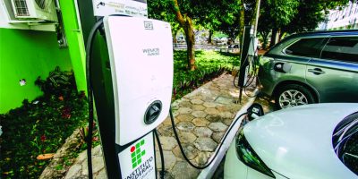 Carros elétricos qual é o futuro no Brasil