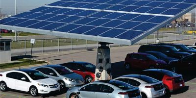 Energia solar é opção econômica e sustentável para carros elétricos