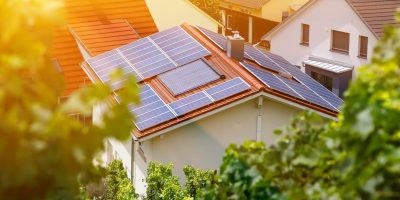 Energia solar ultrapassa 16 gigawatts e mais de R$ 86,2 bilhões em investimentos no Brasil, informa ABSOLAR