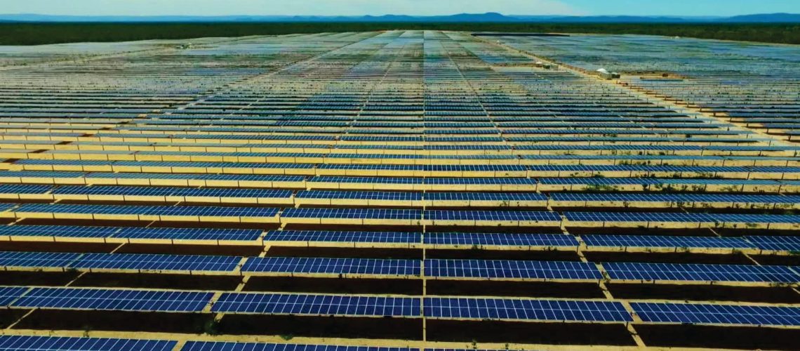 Geração solar em alta entenda como uma usina fotovoltaica faz a eletricidade chegar até você