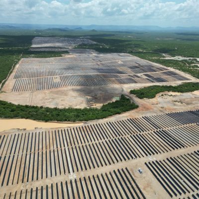 Mercedes-Benz do Brasil e Raízen Power iniciam a produção de energia solar no Rio Grande do Norte