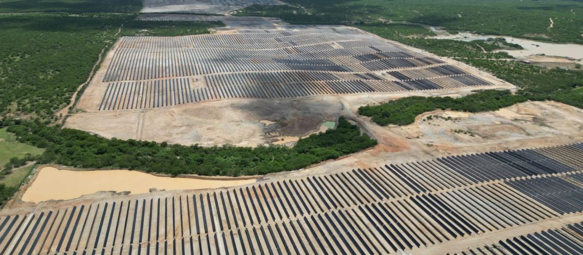 Mercedes-Benz do Brasil e Raízen Power iniciam a produção de energia solar no Rio Grande do Norte