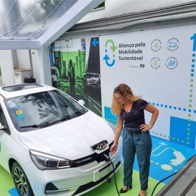 Parque da Mobilidade Urbana 2023 público poderá realizar test drive com carros elétricos da Stellantis