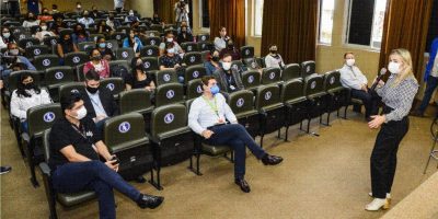 Primeira escola de eletricistas exclusiva para mulheres inicia as aulas na Grande Vitória