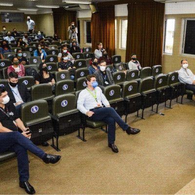 Primeira escola de eletricistas exclusiva para mulheres inicia as aulas na Grande Vitória