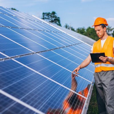 Seguros garantem a longevidade e proteção aos investimentos em energia solar